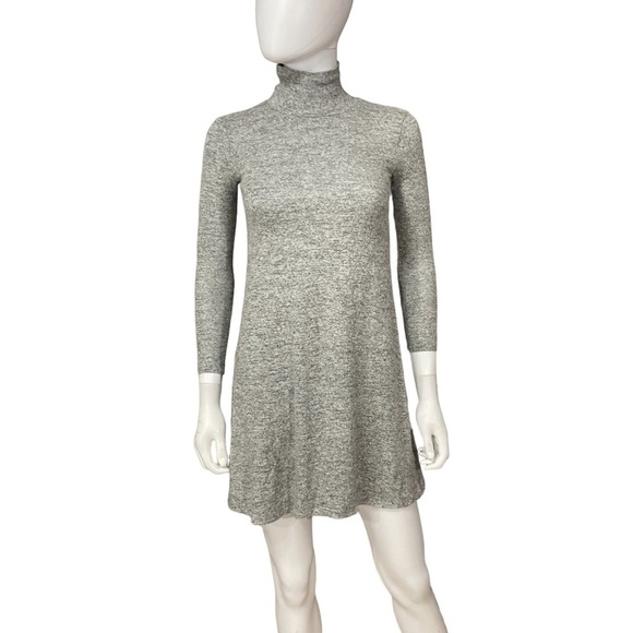 American Eagle Gray Turtle Neck Sweater Dress
New - Picture 2 of 9